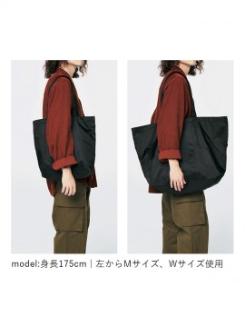 1422 ライトナイロン リップストップ トートバッグ 着用イメージ